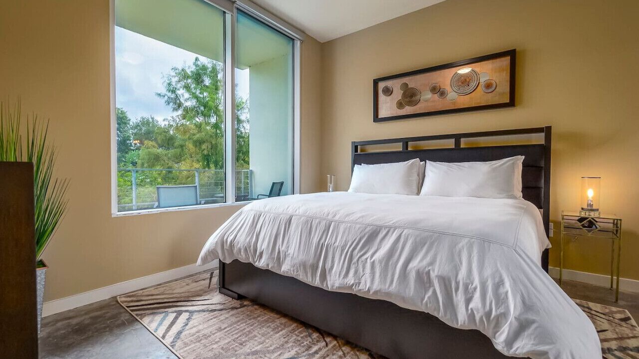 Photo of Bedroom in South Eola