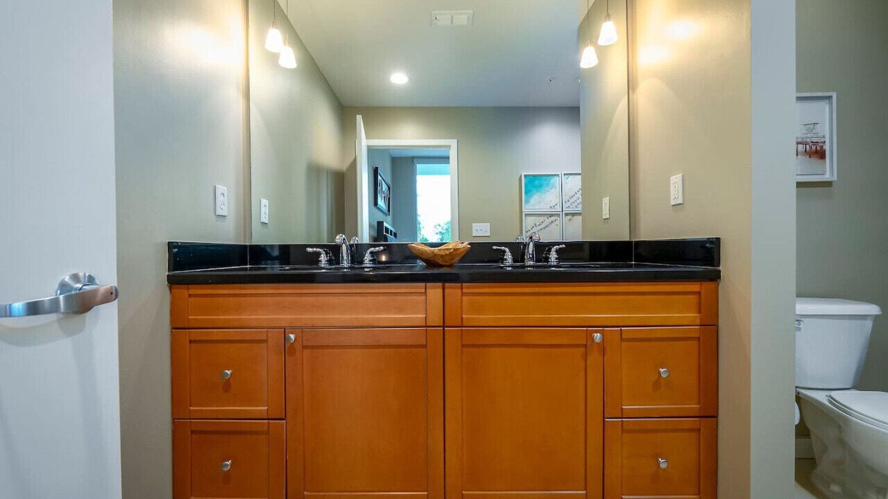 Photo of Bathroom in South Eola