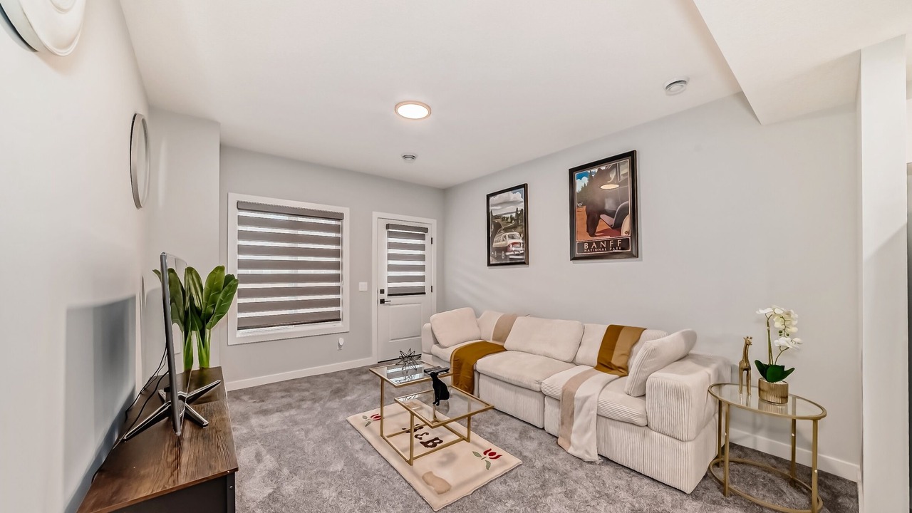 Photo of Livingroom in Evanston