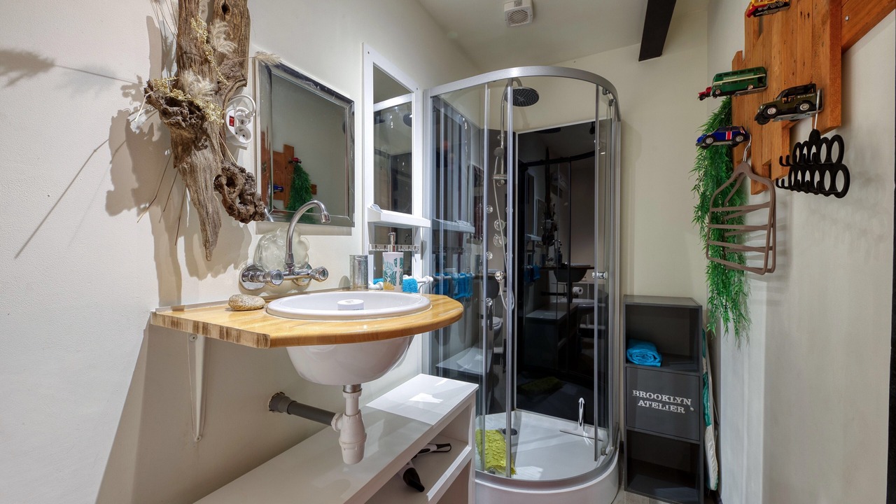 Photo of Bathroom in Alignan-du-Vent