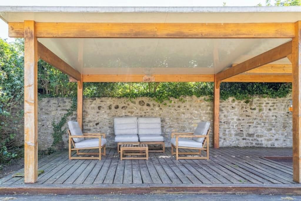 Photo of Patio Balcony in Saulx-Marchais