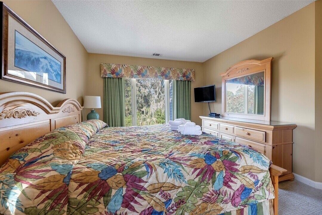 Photo of Bedroom in Shipyard Plantation