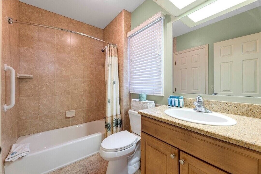 Photo of Bathroom in Shipyard Plantation