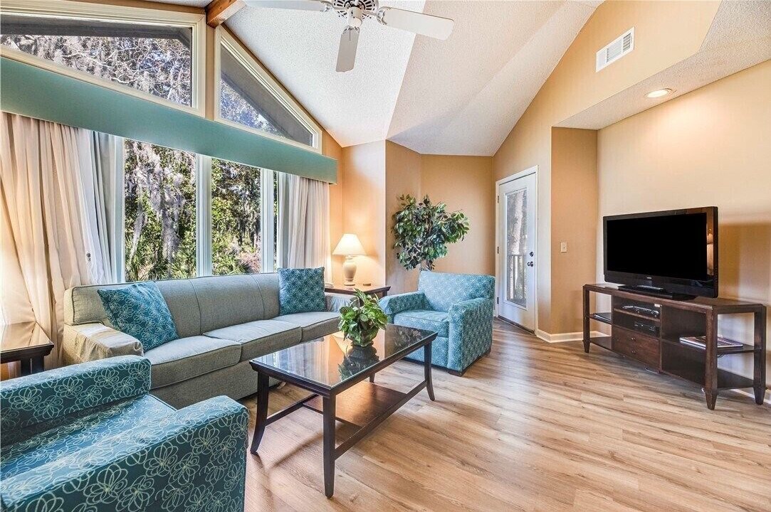 Photo of Livingroom in Shipyard Plantation