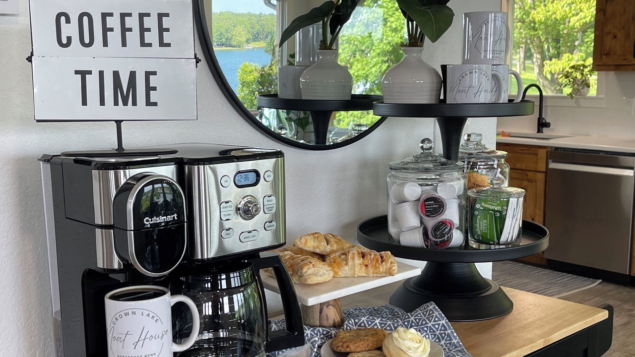 Photo of Others in Horseshoe Bend