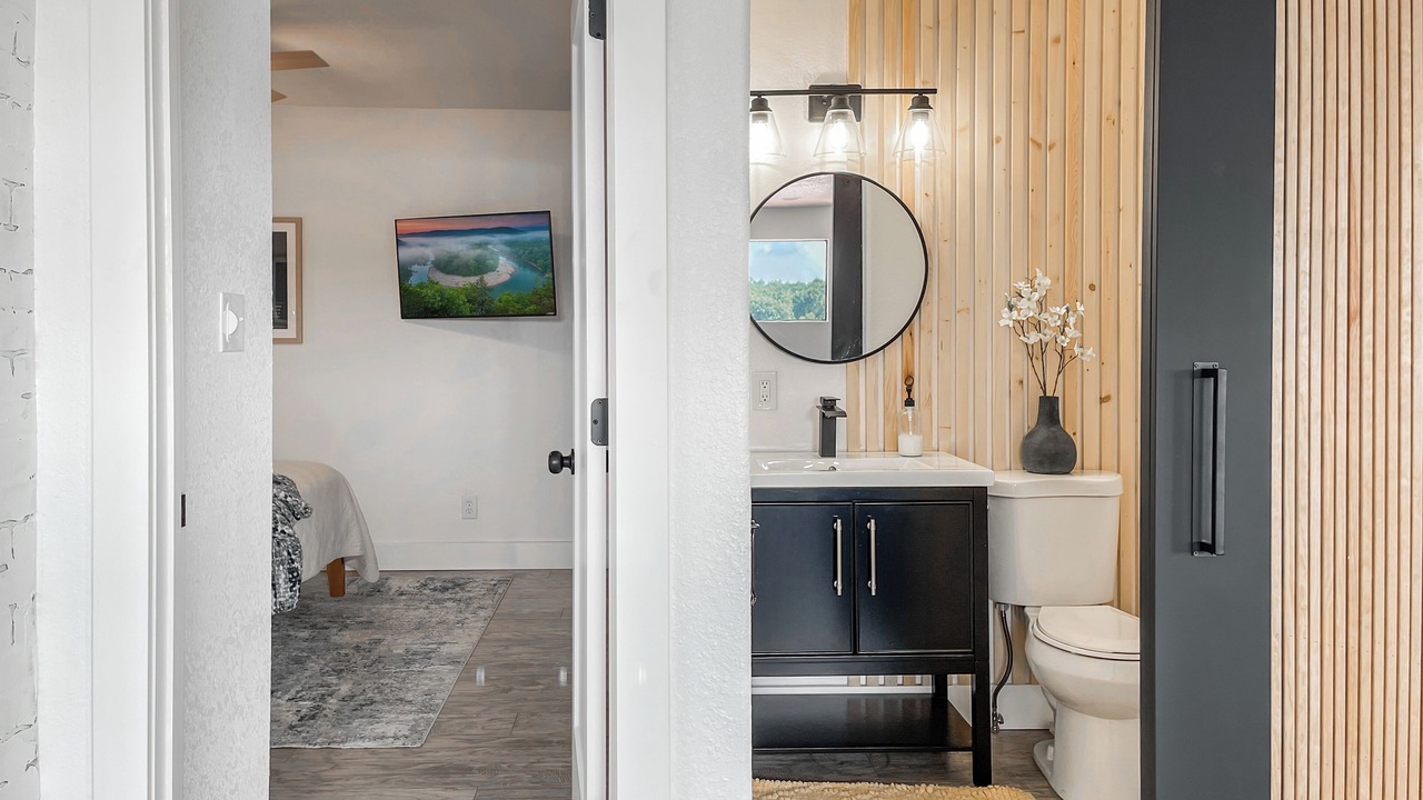 Photo of Bedroom in Horseshoe Bend