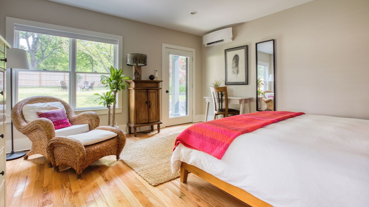 Photo of Bedroom in Lenox