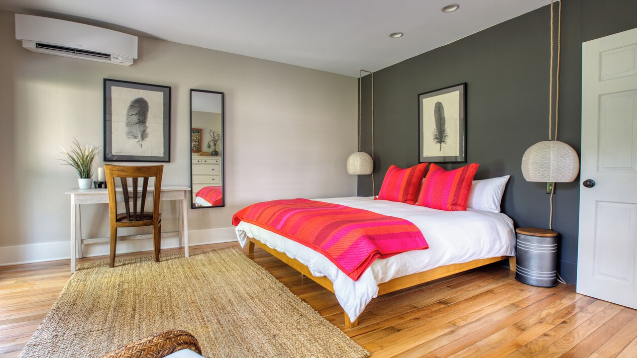 Photo of Bedroom in Lenox