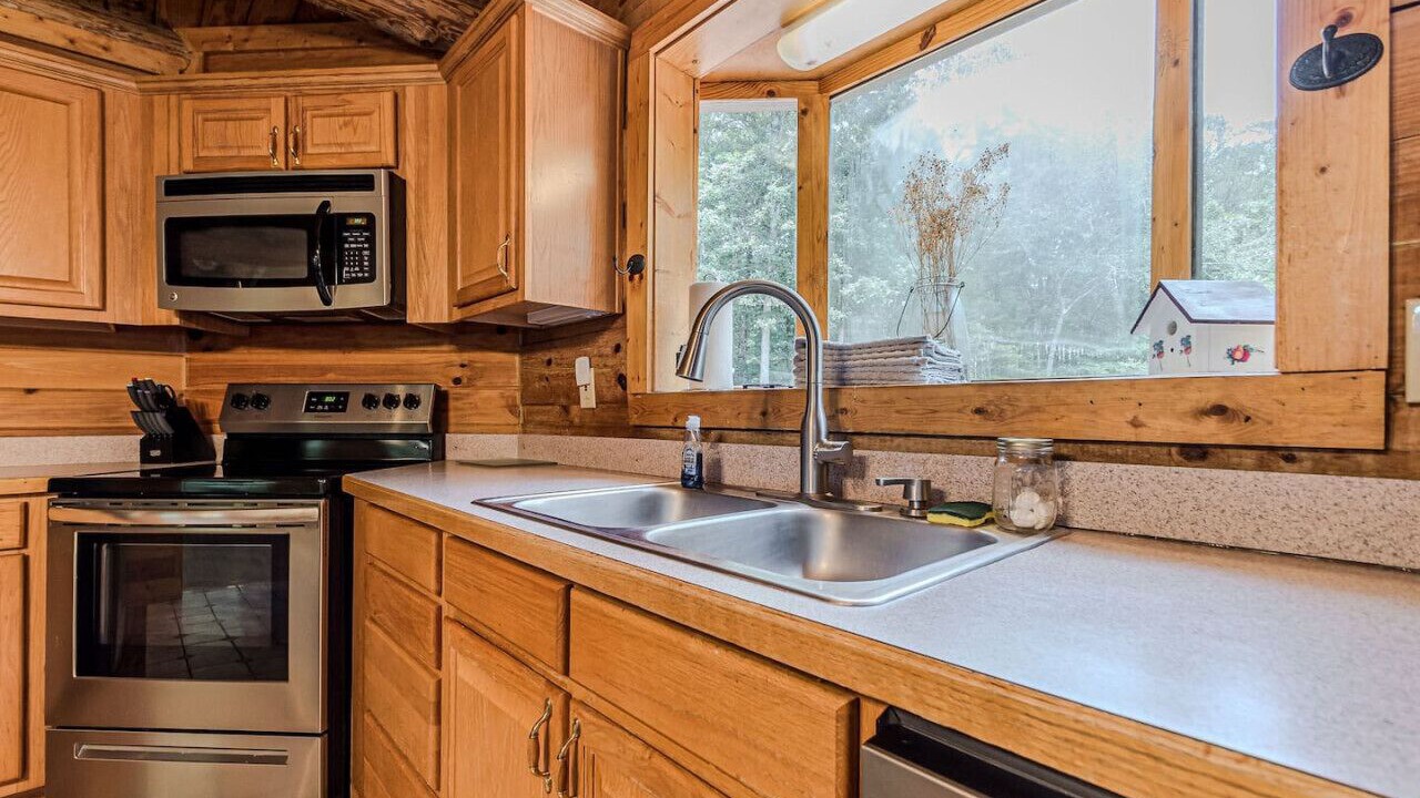 Photo of Kitchen in Dahlonega