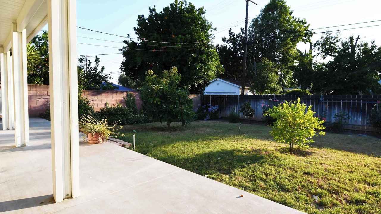 Photo of Outdoor in Canoga Park