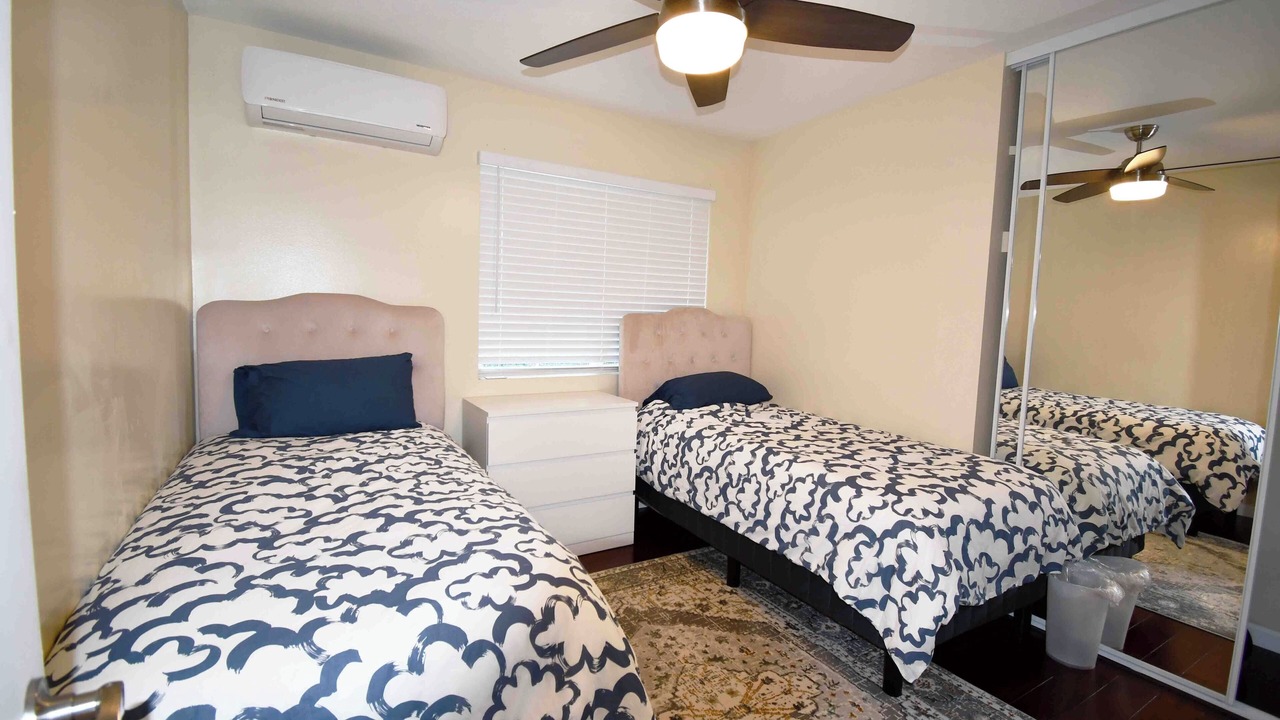 Photo of Bedroom in Canoga Park