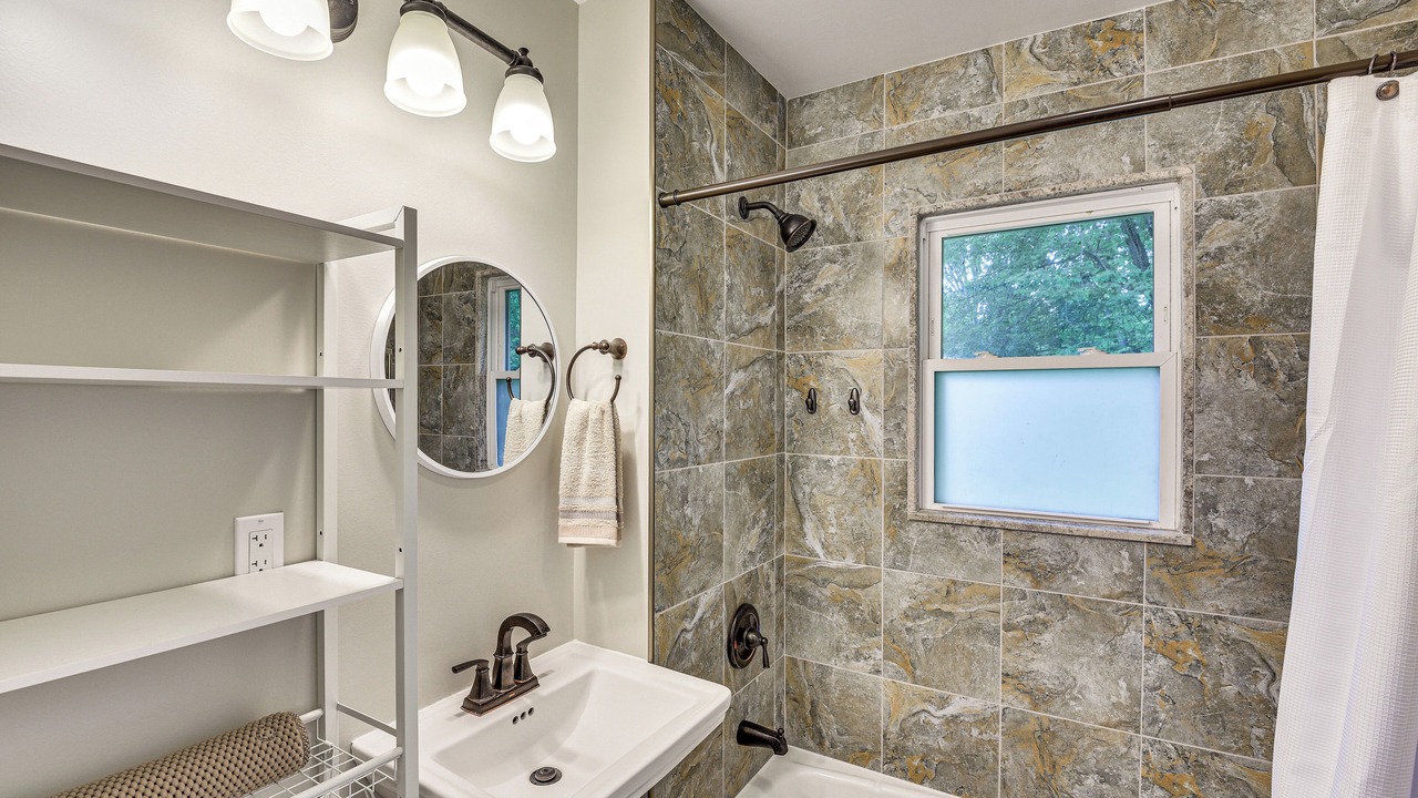 Photo of Bathroom in Reading
