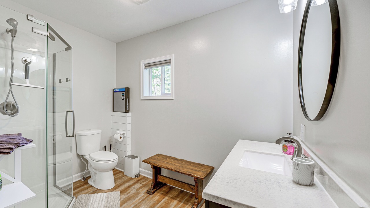 Photo of Bathroom in Idlewild