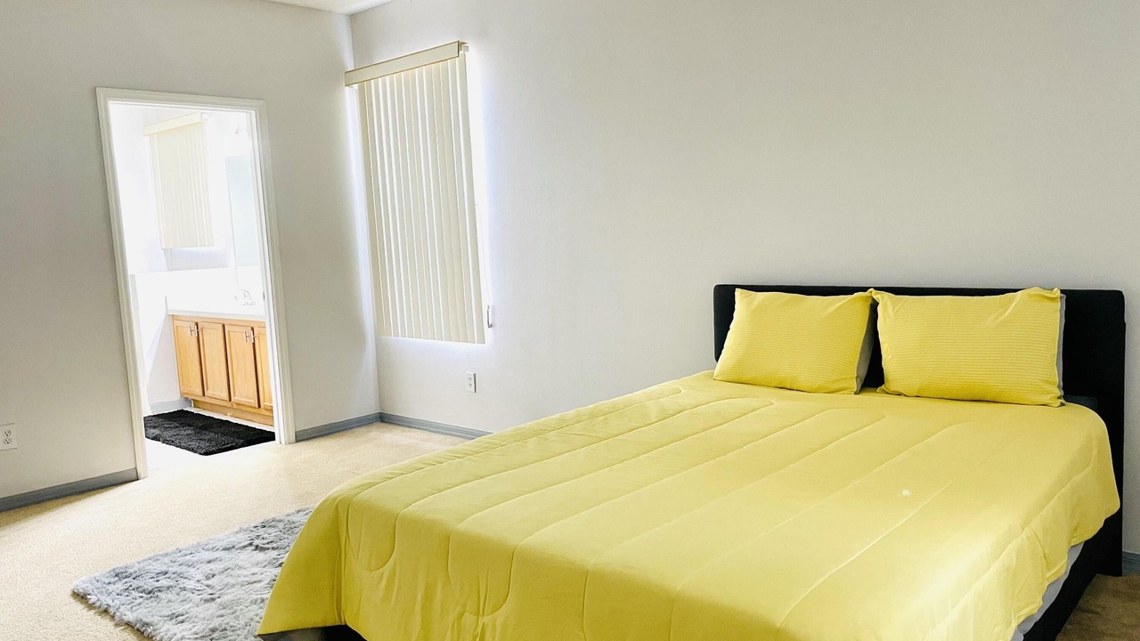 Photo of Bedroom in Sunset Ridge