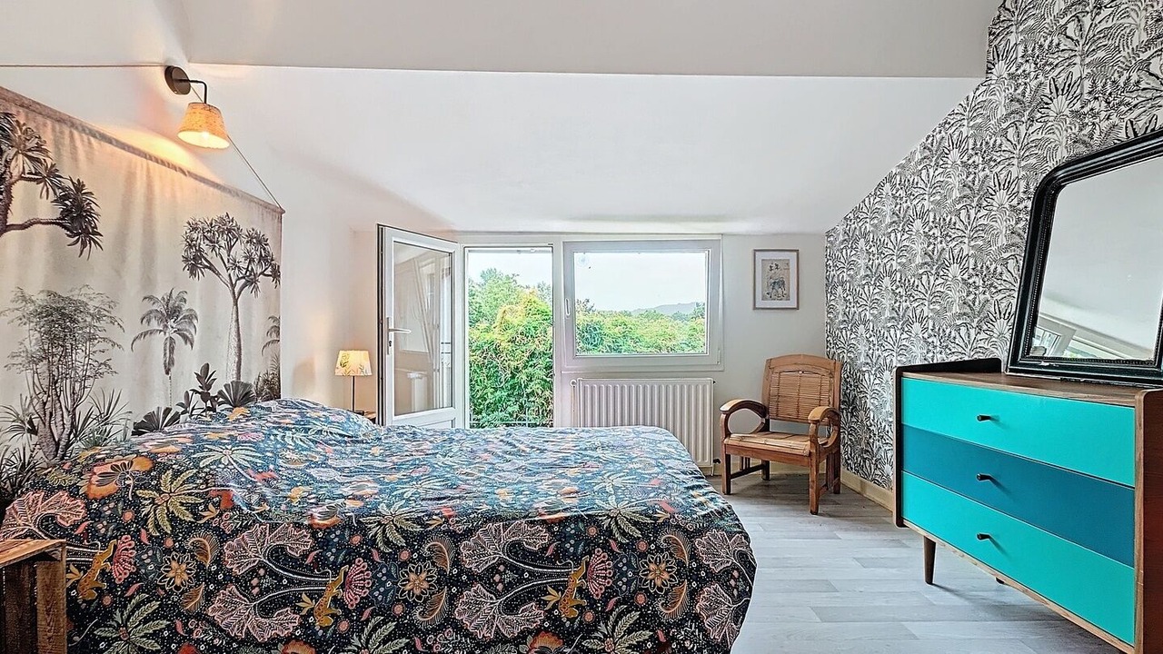 Photo of Bedroom in Caurel