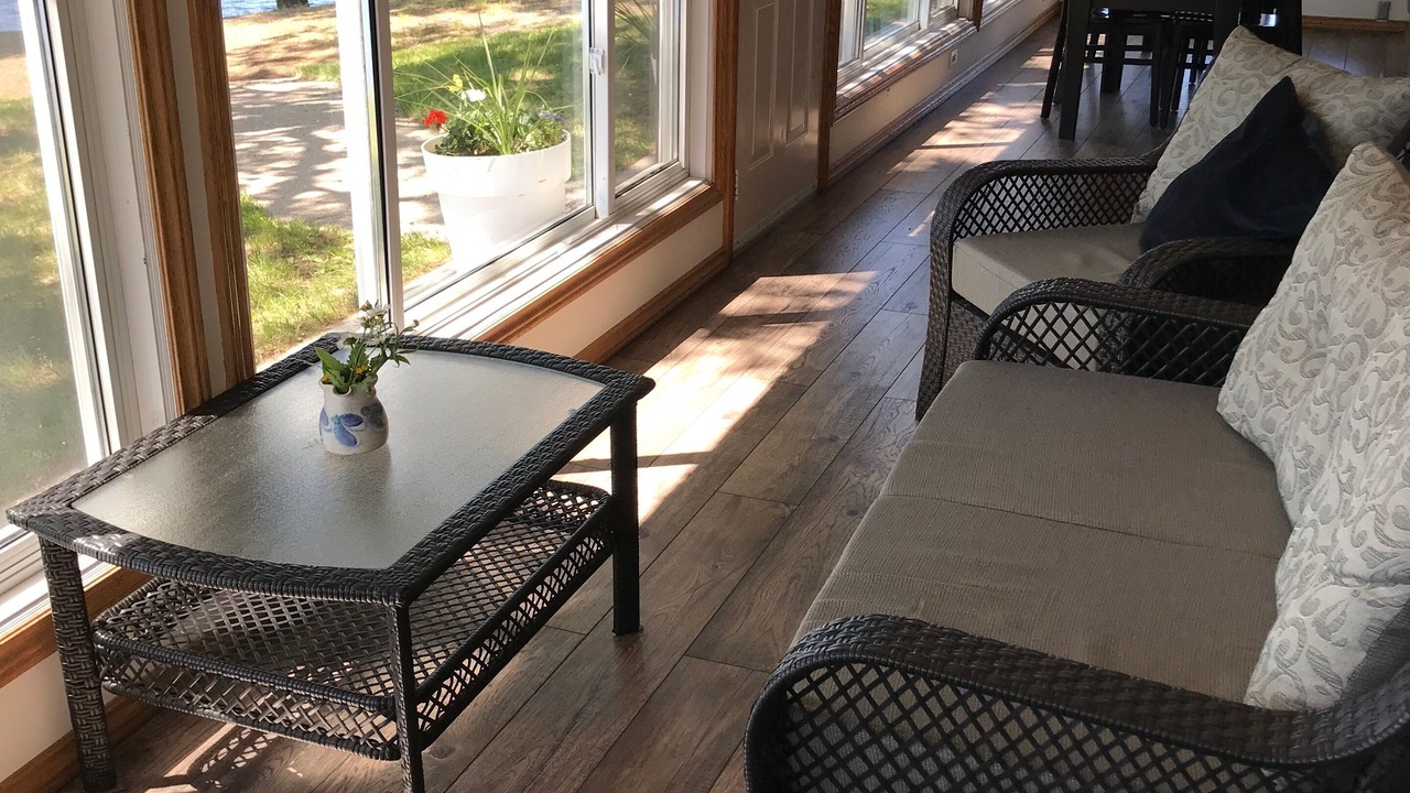 Photo of Livingroom in Parry Sound