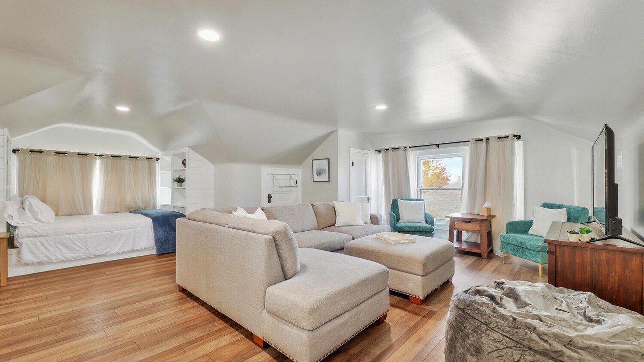 Photo of Bedroom in College Hill