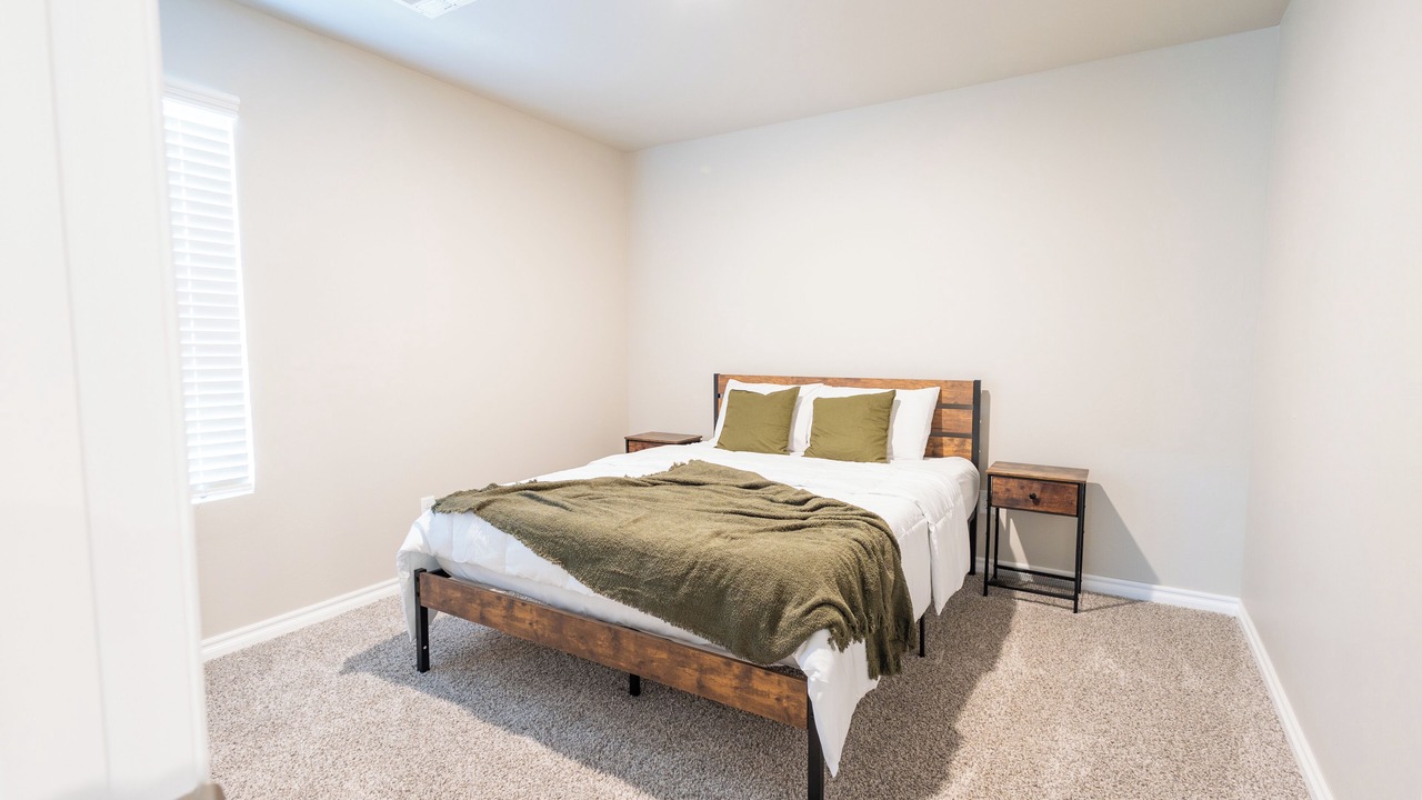 Photo of Bedroom in Yukon