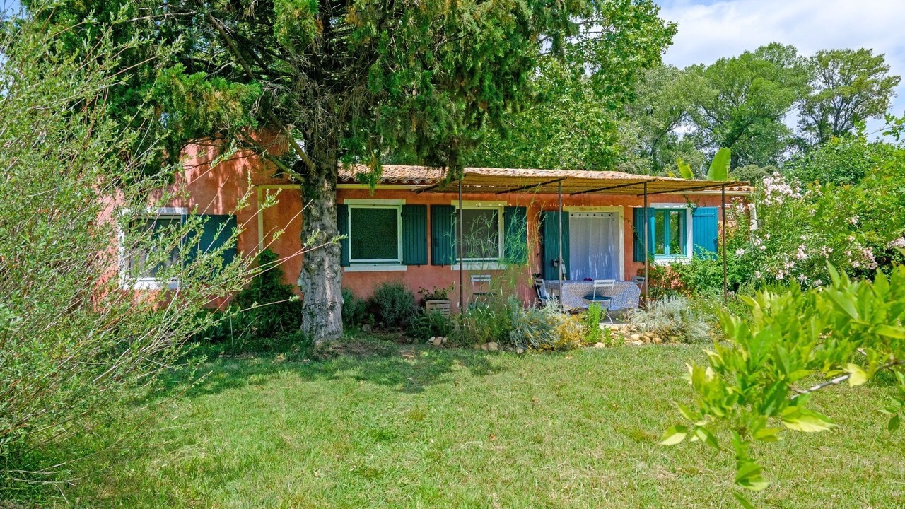 Photo of Outdoor in Mouries