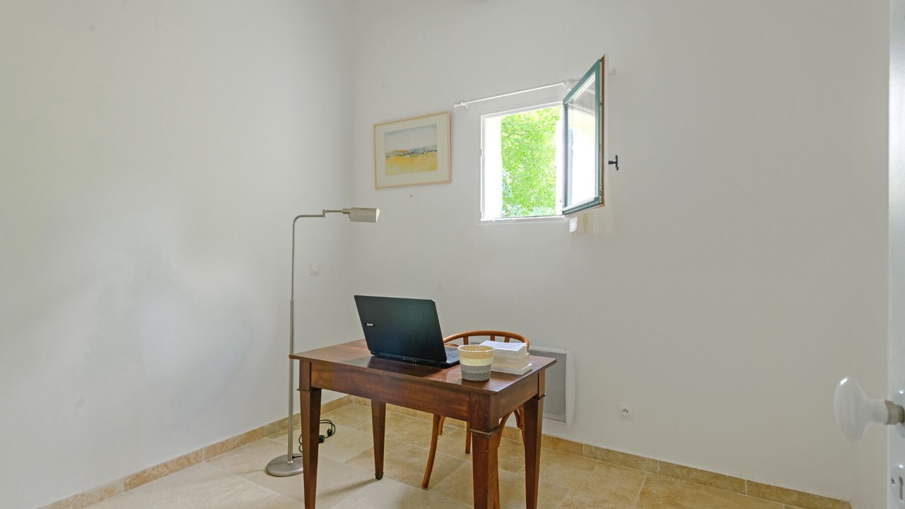 Photo of Others in Mouries