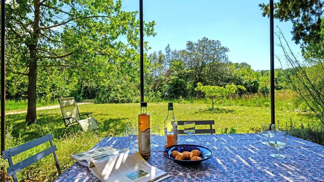 Photo of Outdoor in Mouries