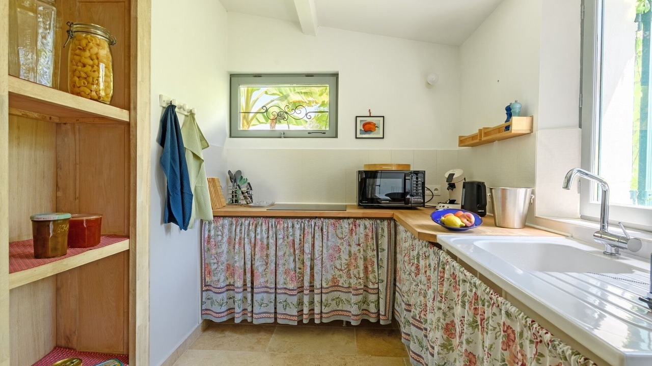 Photo of Kitchen in Mouries