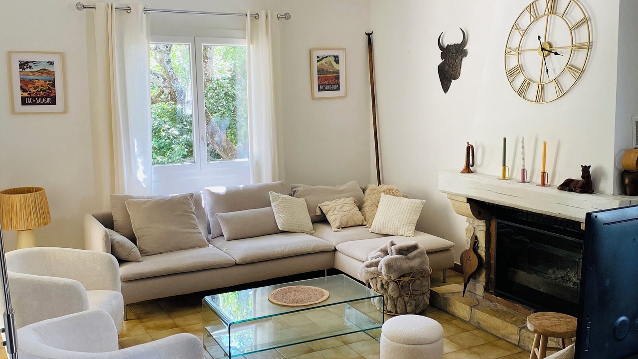 Photo of Livingroom in Saint-Vincent-de-Barbeyrargues