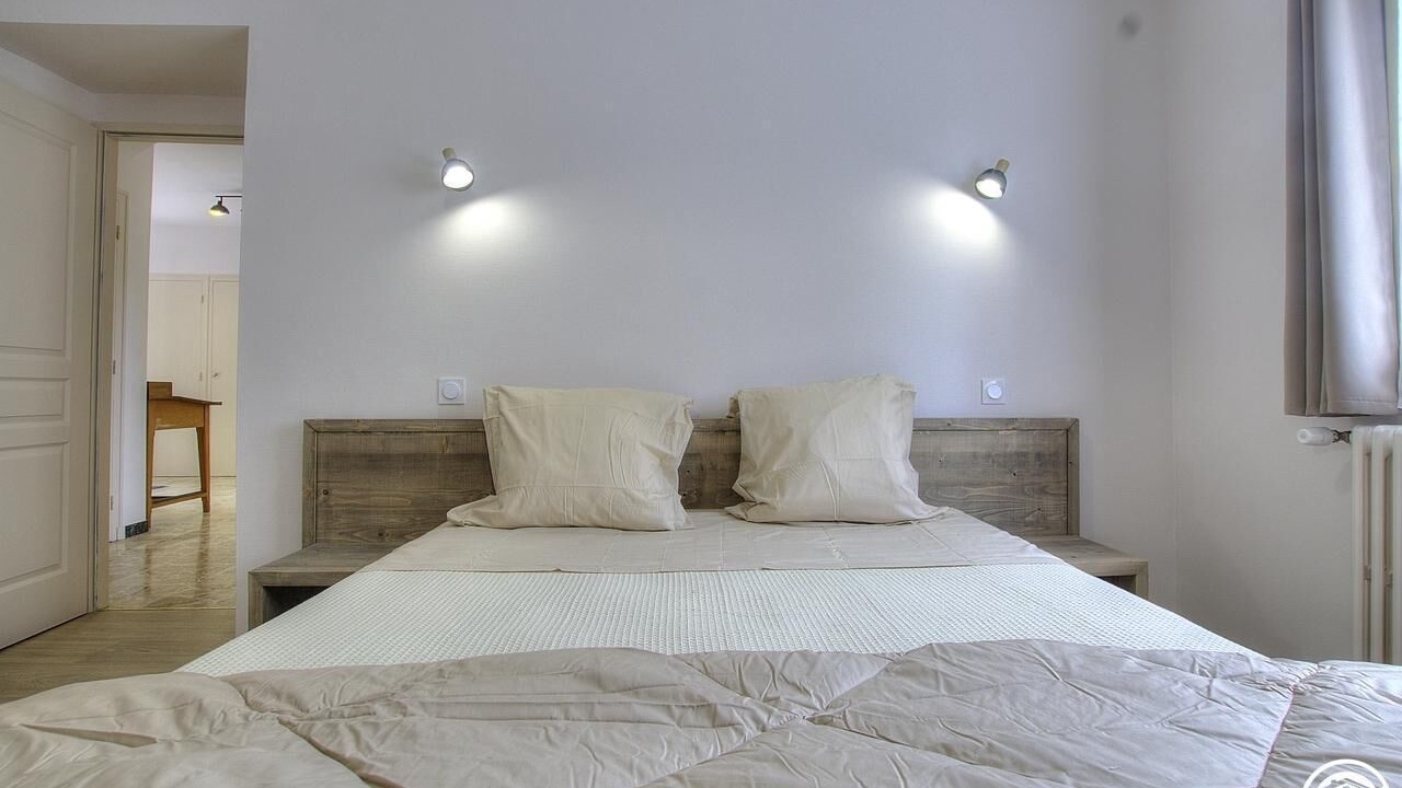 Photo of Bedroom in Amberieu-en-Bugey