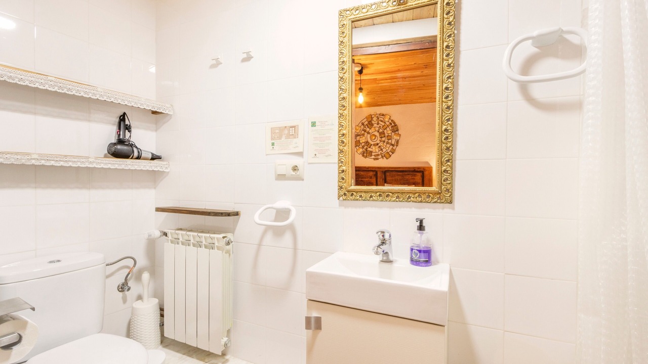 Photo of Bathroom in Gargalla