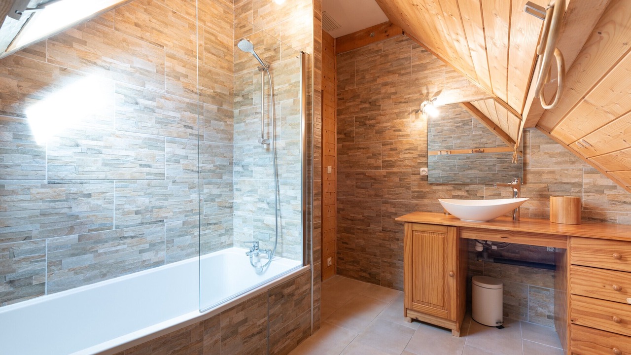 Photo of Bathroom in Coarraze