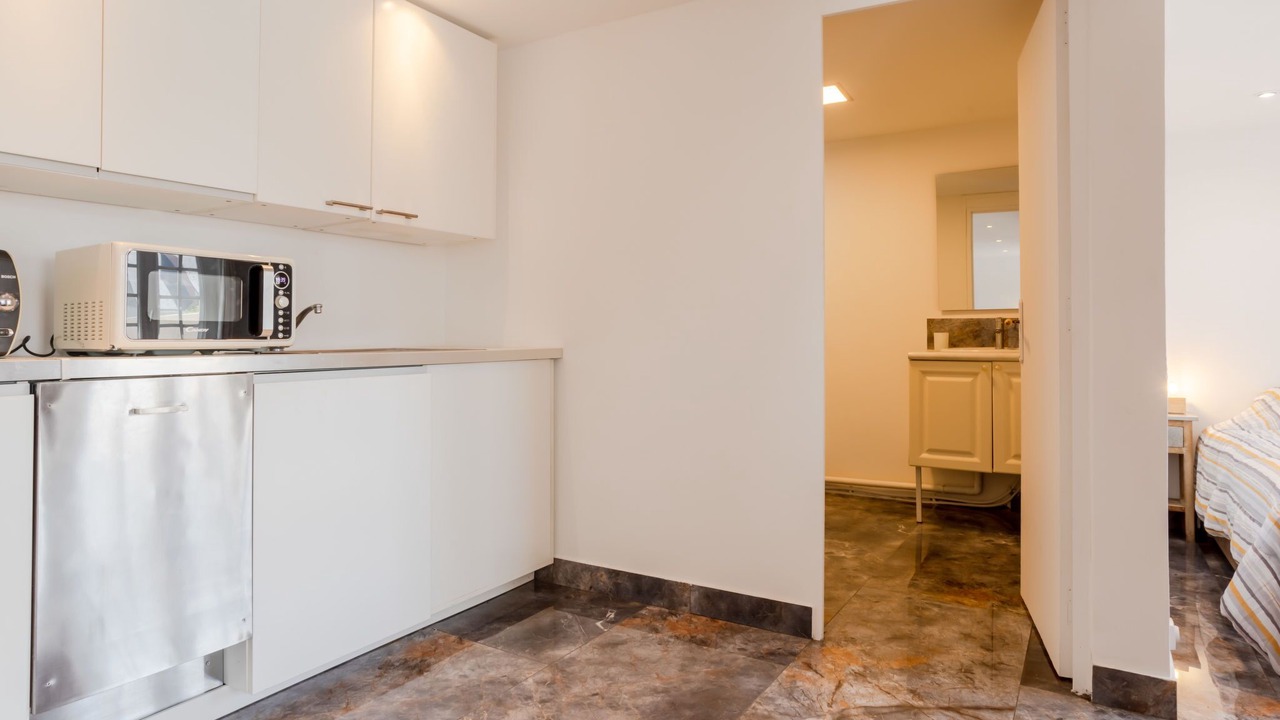 Photo of Others in Les Cites