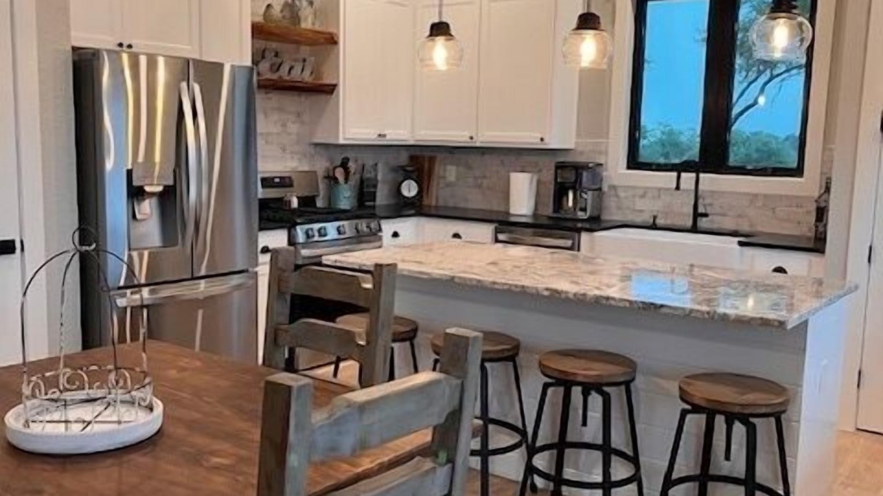 Photo of Livingroom in Spring Branch