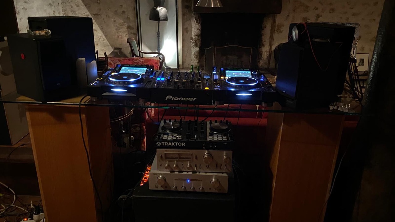 Photo of Bedroom in Milon-la-Chapelle