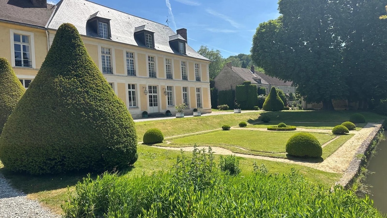 Photo of Outdoor in Milon-la-Chapelle