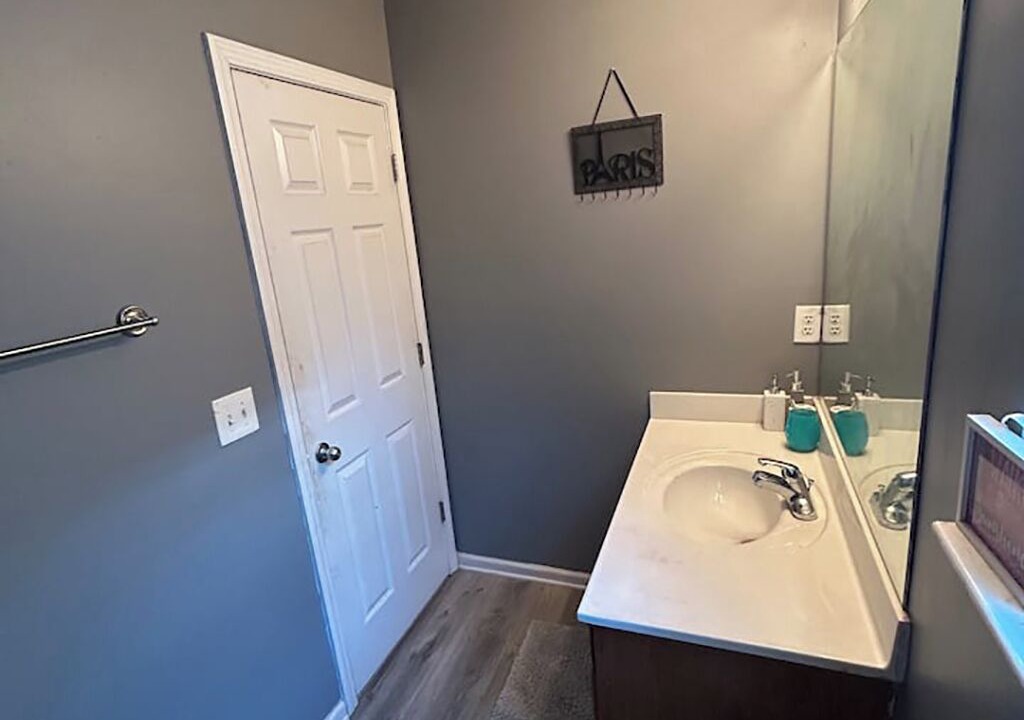 Photo of Bathroom in Ellenwood