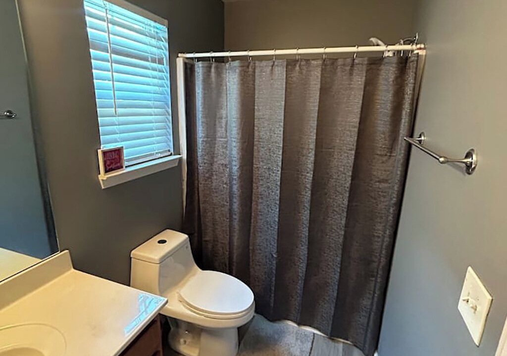 Photo of Bathroom in Ellenwood