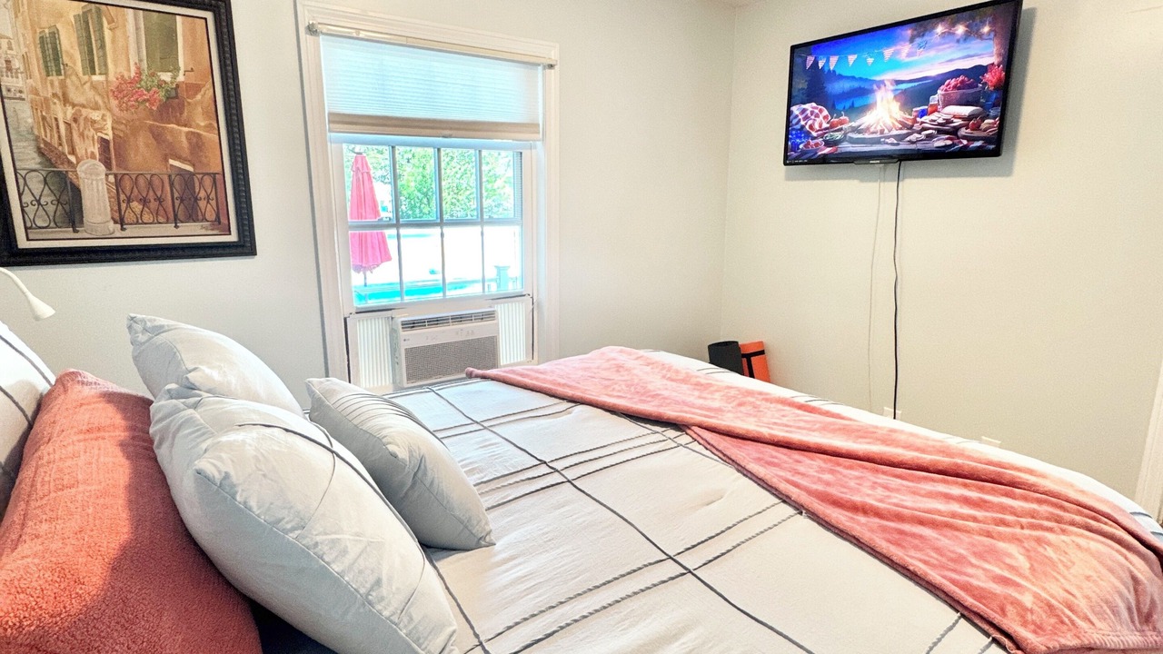 Photo of Bedroom in Fitchburg