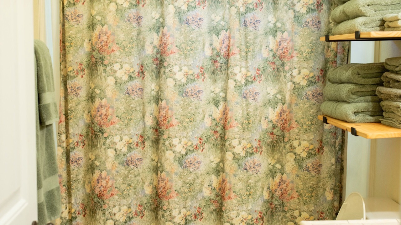 Photo of Bathroom in Karnack