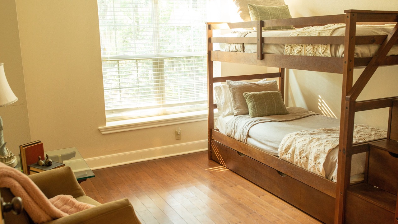 Photo of Bedroom in Karnack