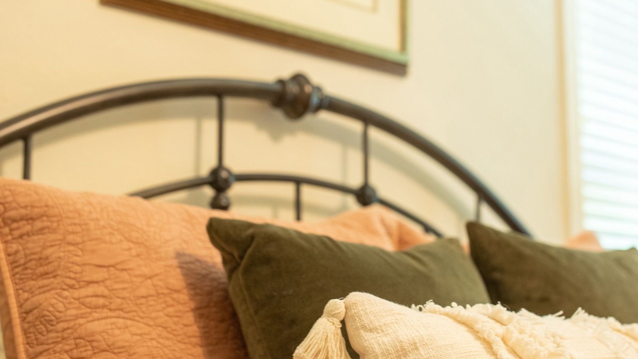 Photo of Bedroom in Karnack