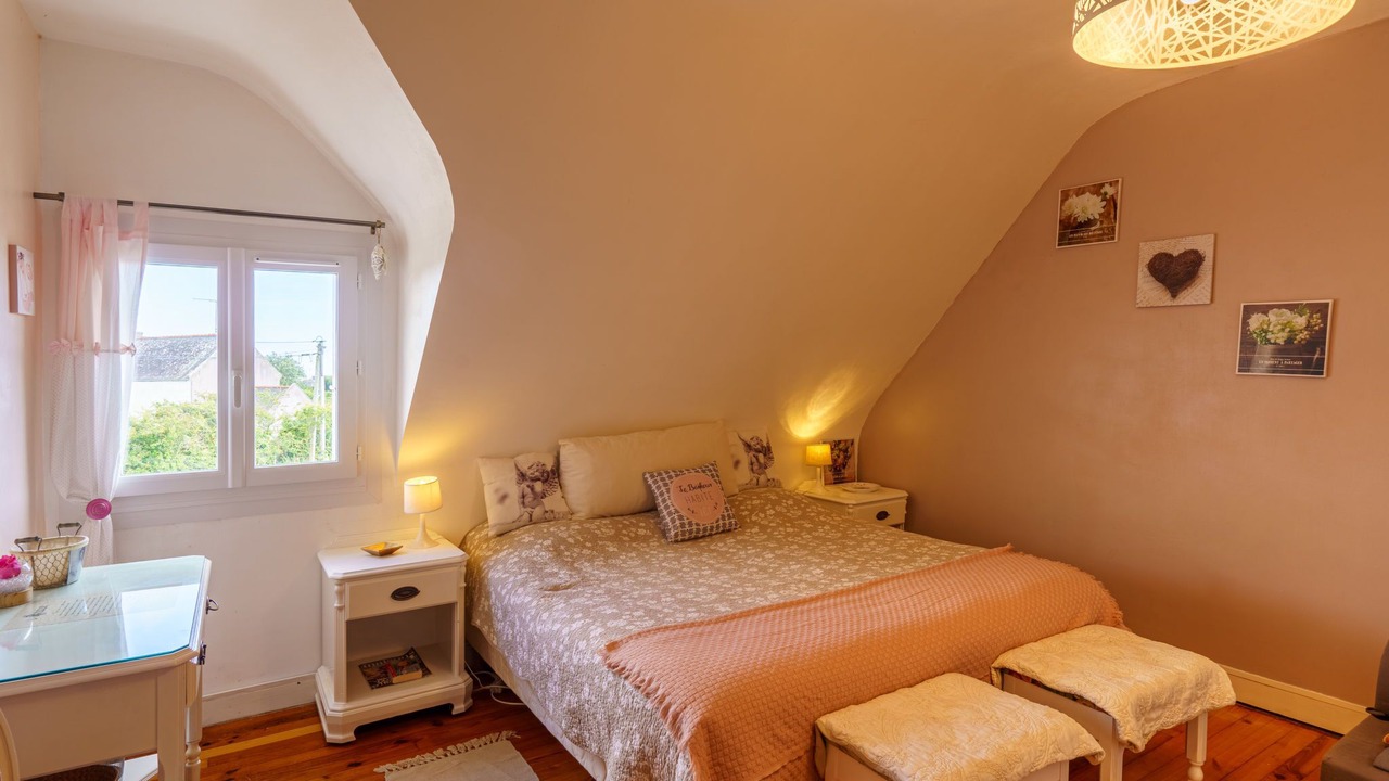 Photo of Others in Primelin