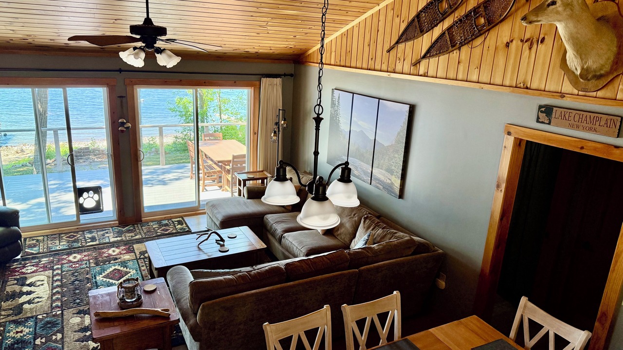 Photo of Livingroom in Willsboro