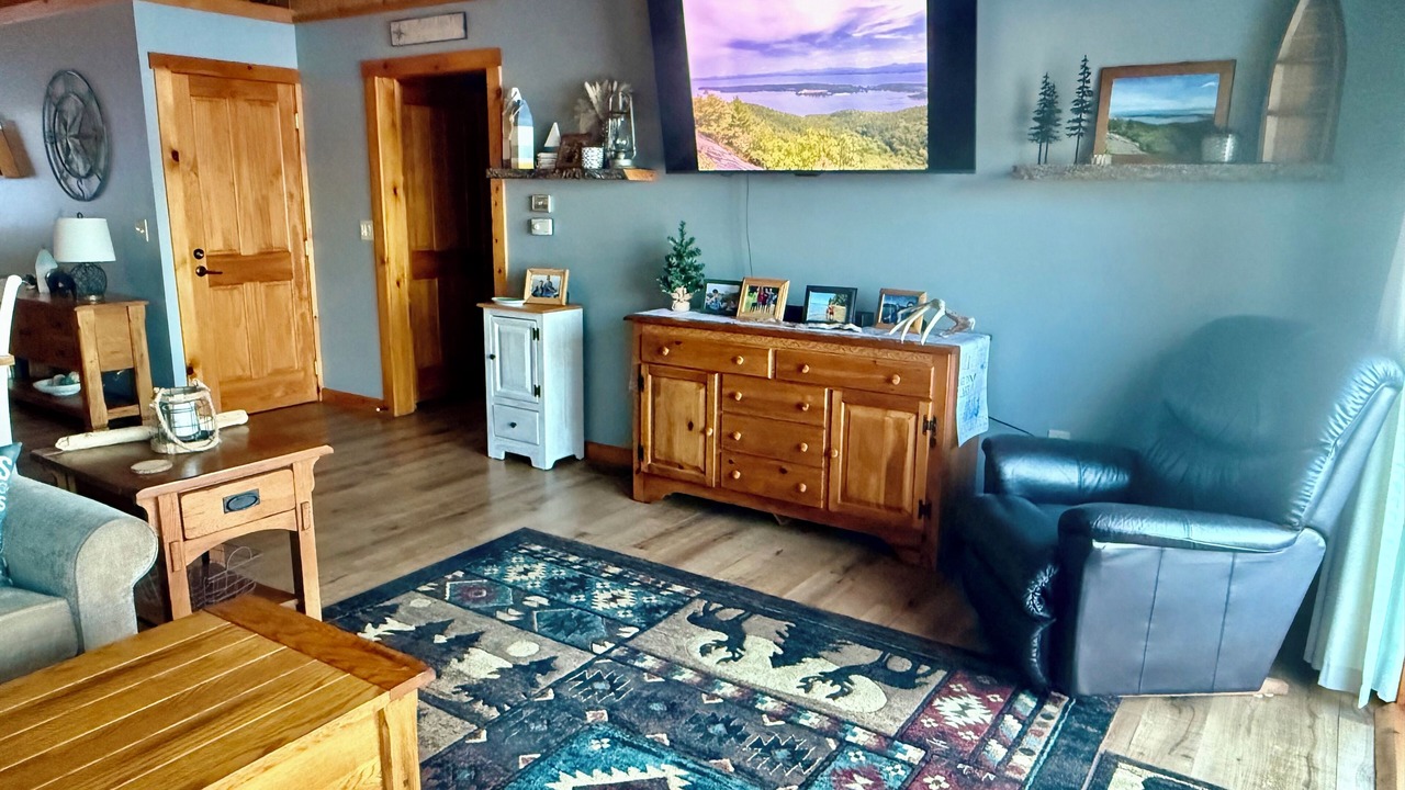 Photo of Livingroom in Willsboro