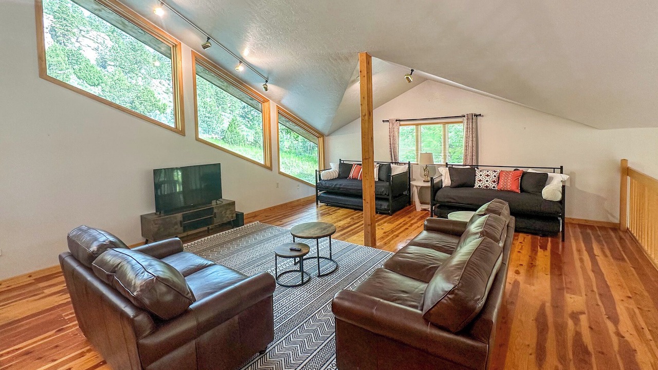 Photo of Bedroom in Ten Sleep