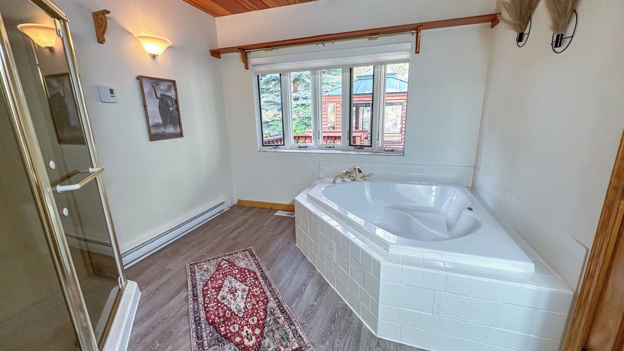 Photo of Bathroom in Ten Sleep