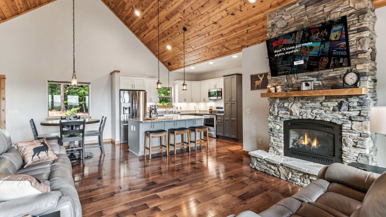 Photo of Livingroom in Blairsville