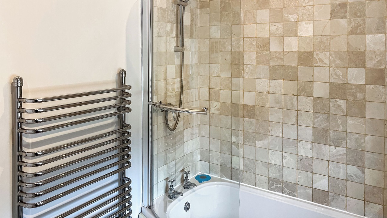 Photo of Bathroom in Huby