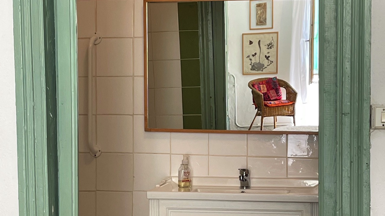 Photo of Bathroom in Saint-Hippolyte-du-Fort