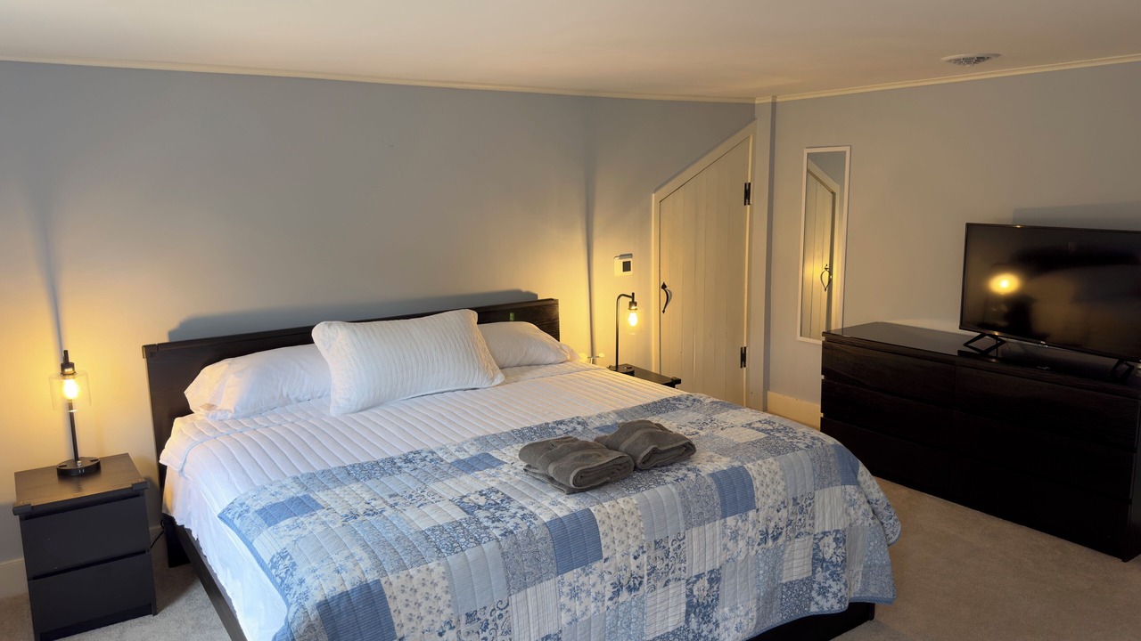 Photo of Bedroom in Bristol Hills