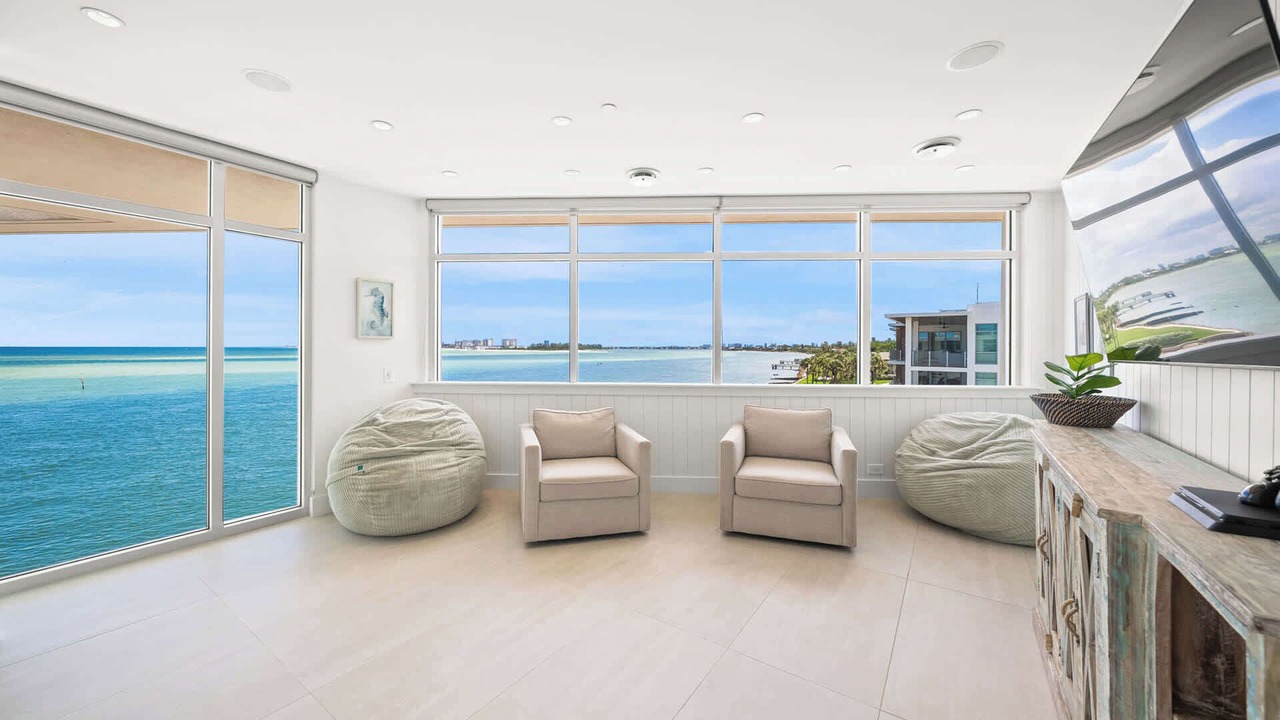 Photo of Bedroom in Siesta Key